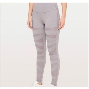 Lululemon winder under mesh tight.